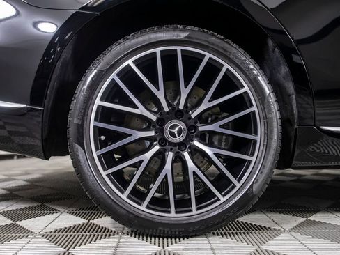 Used 2023 Mercedes-Benz S 580 4MATIC Sedan image 40