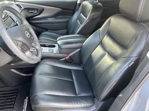 Certified 2024 Nissan Murano SV w/ SV Midnight Edition Package image 14