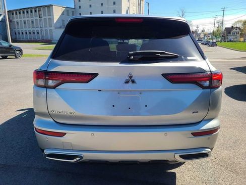 Used 2022 Mitsubishi Outlander SE AWD/4WD image 8