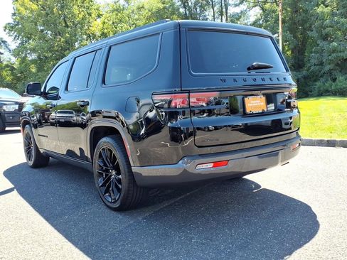 Used 2022 Jeep Wagoneer Series III w/ Premium Group I AWD/4WD image 22