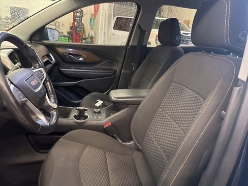 Used 2019 GMC Terrain SLE w/ Driver Convenience Package image 17