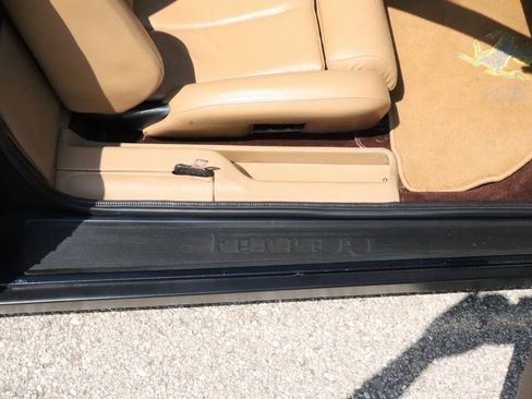 Used 1987 Ferrari Testarossa image 58