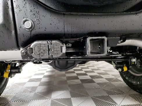 New 2025 Ford Bronco Big Bend w/ Black Diamond Package image 8