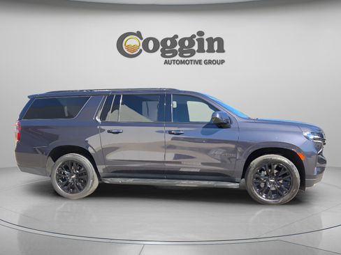 Used 2023 Chevrolet Traverse LT image 7