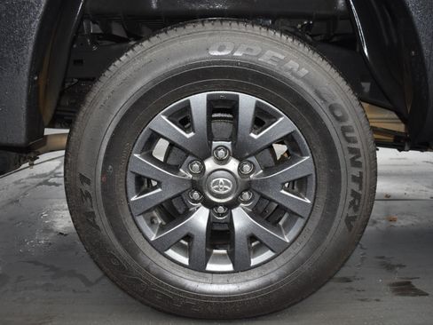 Used 2023 Toyota Tacoma SR5 image 9