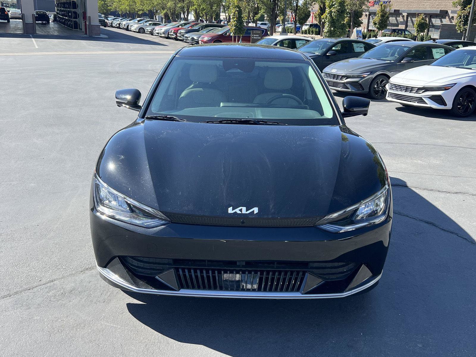 Used 2023 Kia EV6 Wind w/ Wind Technology Package AWD/4WD image 11