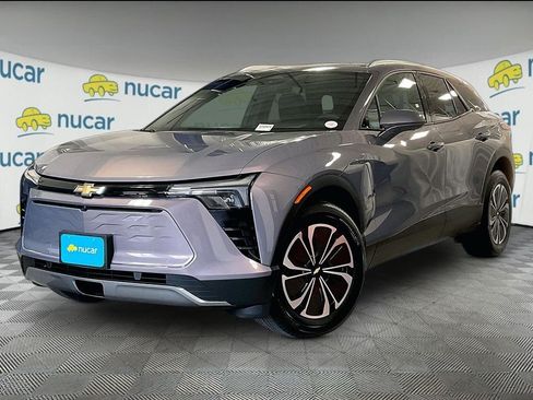 Used 2024 Chevrolet Blazer EV LT AWD/4WD image 3