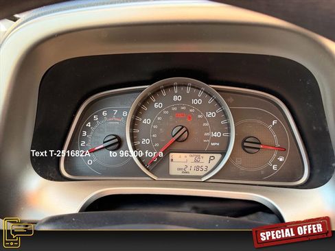 Used 2013 Toyota RAV4 XLE image 19