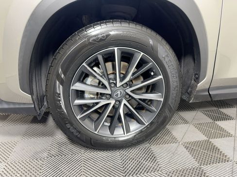 Used 2024 Lexus NX 250 FWD w/ Premium Package image 11