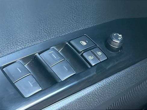 Used 2025 Toyota Camry LE w/ Convenience Package FWD image 19