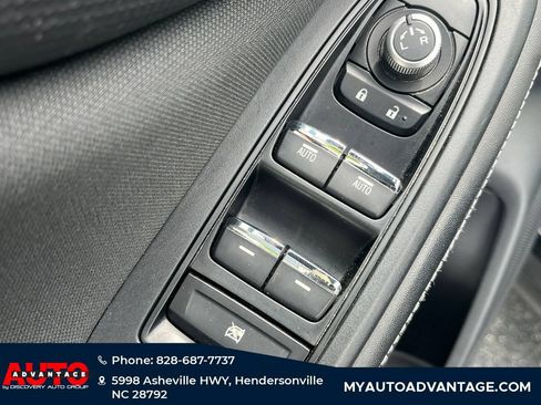 Used 2019 Subaru Forester Premium AWD/4WD image 24