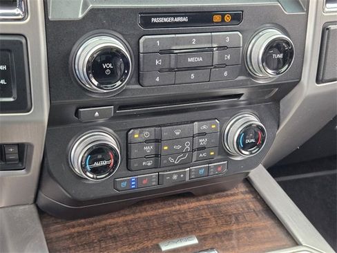 Used 2017 Ford F350 Platinum w/ Platinum Ultimate Package image 24