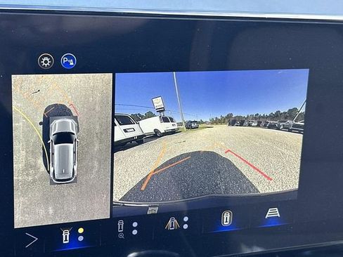 New 2026 Chevrolet Equinox ACTIV w/ Convenience Package III image 41