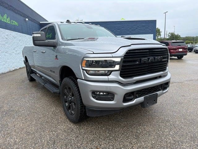 Used 2023 RAM 3500 Laramie w/ Night Edition AWD/4WD image 7