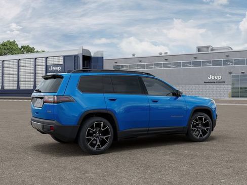 New 2026 Jeep Cherokee Overland w/ Trailer Tow Group AWD/4WD image 5