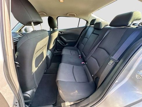 Used 2015 MAZDA MAZDA3 i Touring image 22