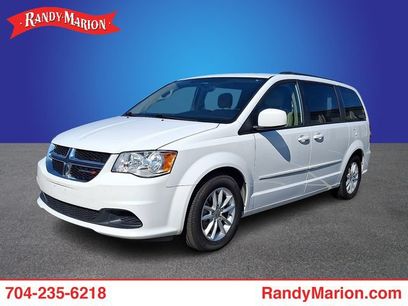 Used 2016 Dodge Grand Caravan SXT w/ Rear Park Assist Package