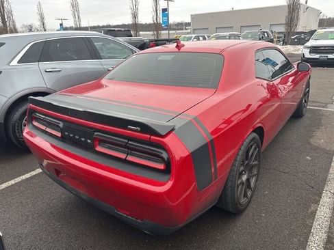 Used 2016 Dodge Challenger R/T Scat Pack image 5