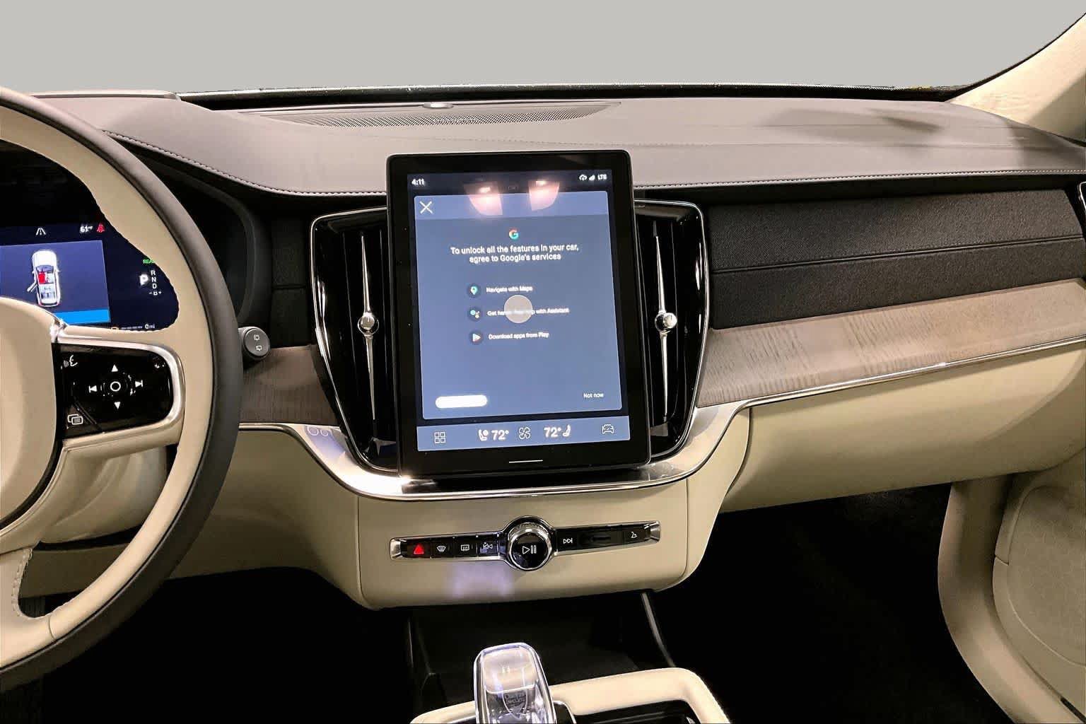New 2026 Volvo XC90 T8 Ultra w/ Protection Package Premier AWD/4WD image 8