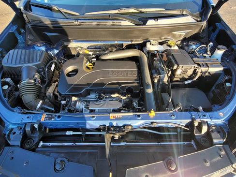 Used 2024 Chevrolet Equinox LT image 17