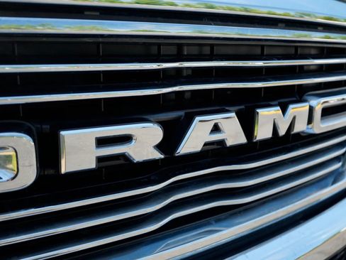 Used 2021 RAM 1500 Laramie AWD/4WD image 10