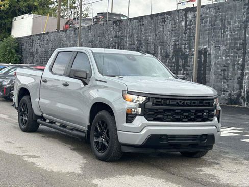 Used 2025 Chevrolet Silverado 1500 Custom w/ Turbomax Blackout Package RWD image 1