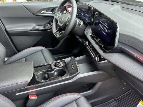 New 2026 Chevrolet Equinox RS image 17