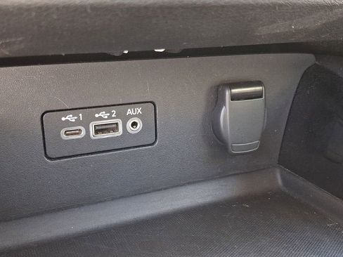 Used 2021 Nissan Altima 2.5 SV FWD image 24