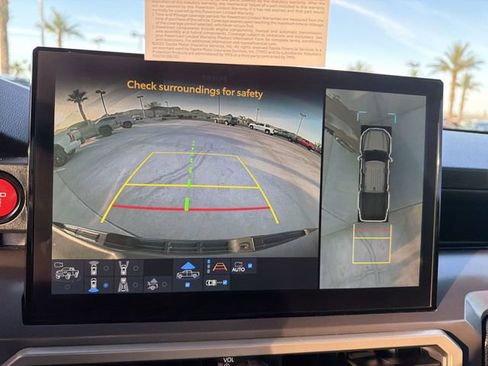 Certified 2024 Toyota Tacoma TRD Sport w/ TRD Sport Premium Package AWD/4WD image 21