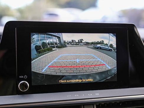 Used 2025 Toyota Prius LE FWD image 26
