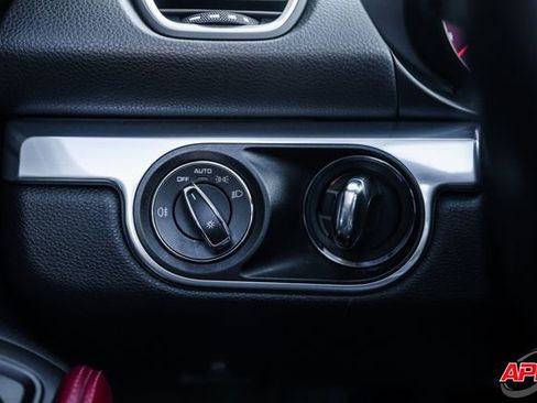 Used 2021 Porsche 718 Boxster image 65