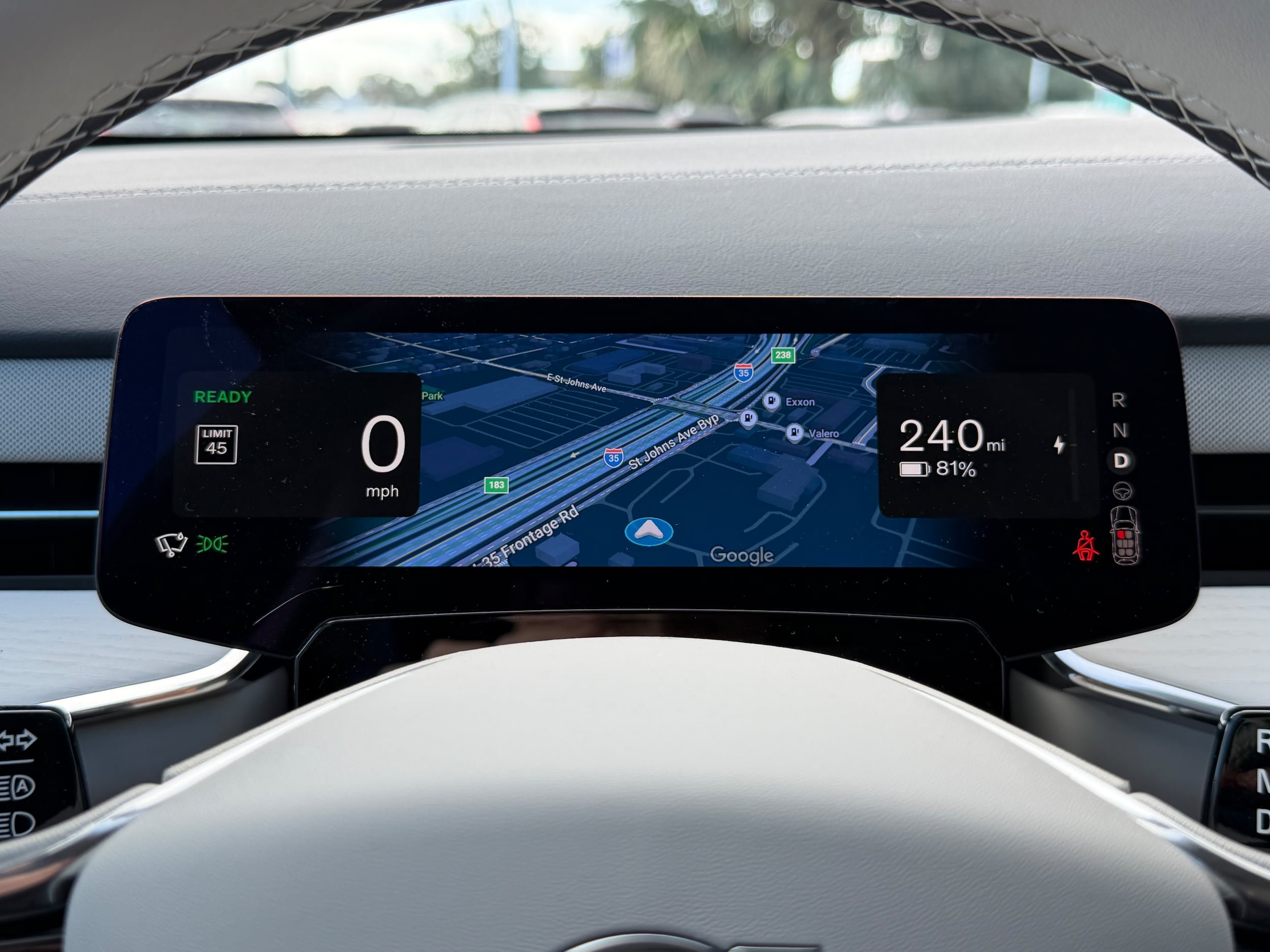 Certified 2025 Volvo EX90 Plus AWD/4WD image 18