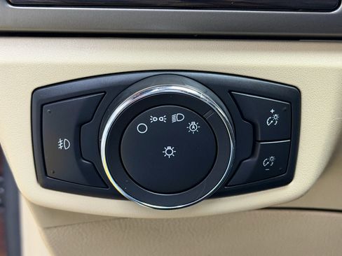 Used 2013 Ford Fusion SE image 34