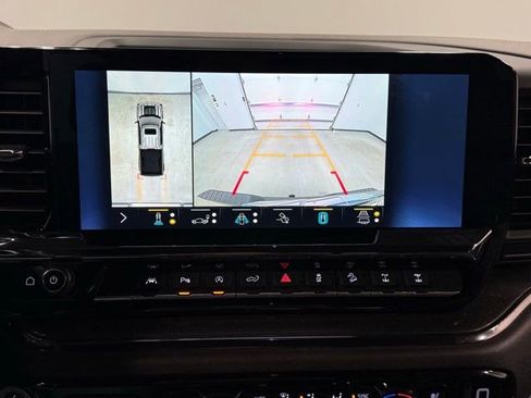 Used 2022 Chevrolet Silverado 1500 ZR2 image 28