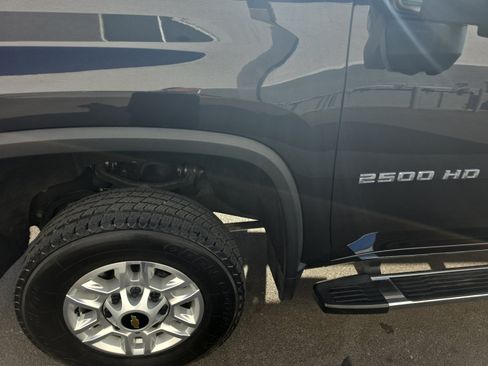 Used 2024 Chevrolet Silverado 2500 LT w/ All Star Edition AWD/4WD image 10