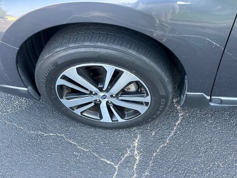 Used 2019 Subaru Outback 2.5i Limited AWD/4WD image 14