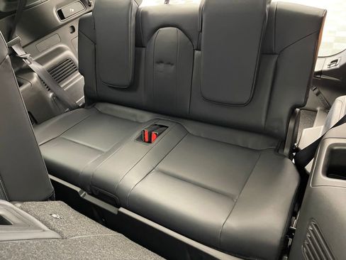 New 2025 Mitsubishi Outlander SE image 26