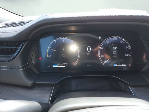 New 2026 Jeep Grand Cherokee Limited AWD/4WD image 15