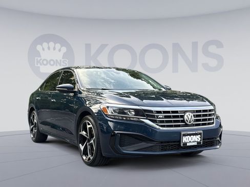Used 2020 Volkswagen Passat 2.0T R-Line FWD image 10