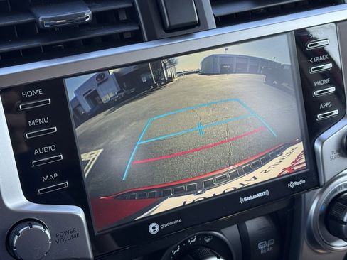 Used 2022 Toyota 4Runner SR5 Premium image 31