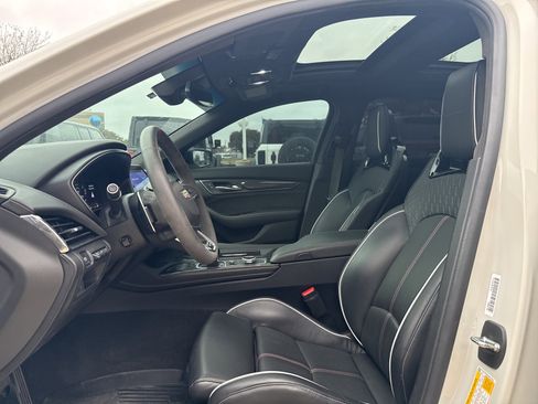 Used 2022 Cadillac CT5 V Blackwing w/ Driver Assist Package image 7