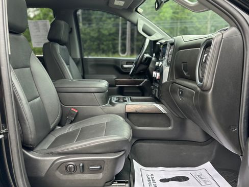 Used 2022 GMC Sierra 2500 SLT w/ SLT Convenience Package AWD/4WD image 22