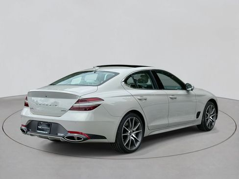 New 2026 Genesis G70 2.5T Prestige image 3