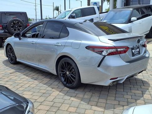 Used 2021 Toyota Camry XSE FWD image 6