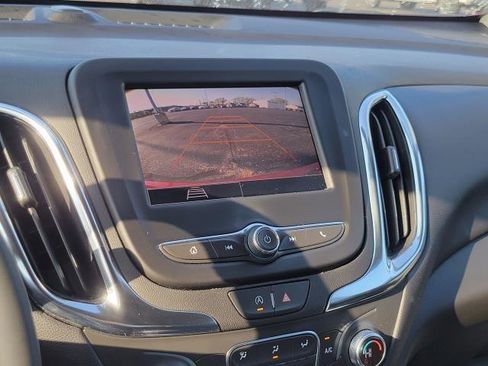Used 2024 Chevrolet Equinox LT AWD/4WD image 19