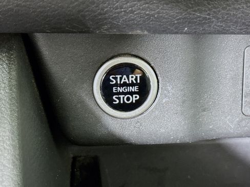 Used 2023 Nissan Rogue SV image 21