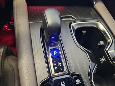 Certified 2025 Lexus RX 450h AWD w/ Convenience Package image 31