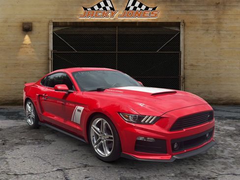Used 2015 Ford Mustang GT Premium w/ Enhanced Security Package RWD image 13