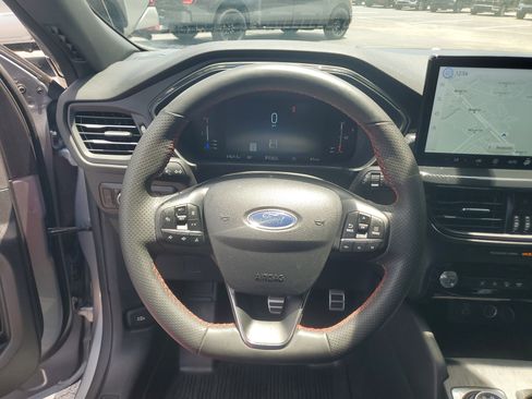 Used 2023 Ford Escape ST-Line w/ Tech Pack #1 FWD image 25