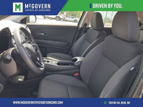 Used 2019 Honda HR-V LX image 10
